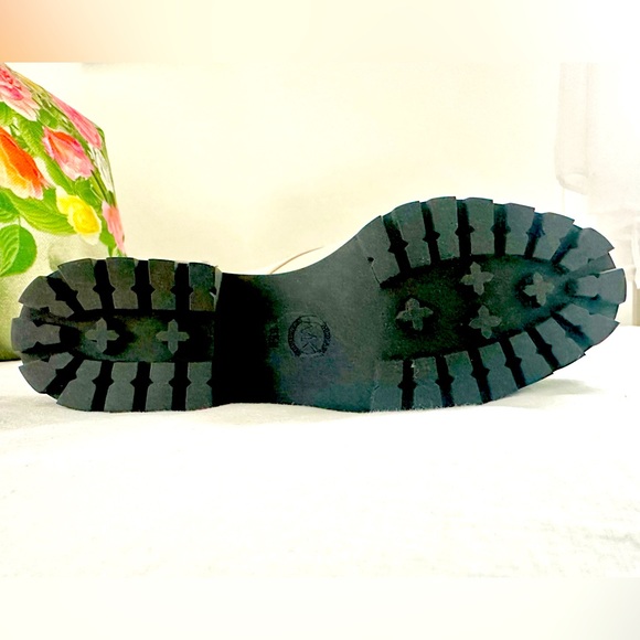 Michael Kors Ankle Boot - Picture 8 of 8